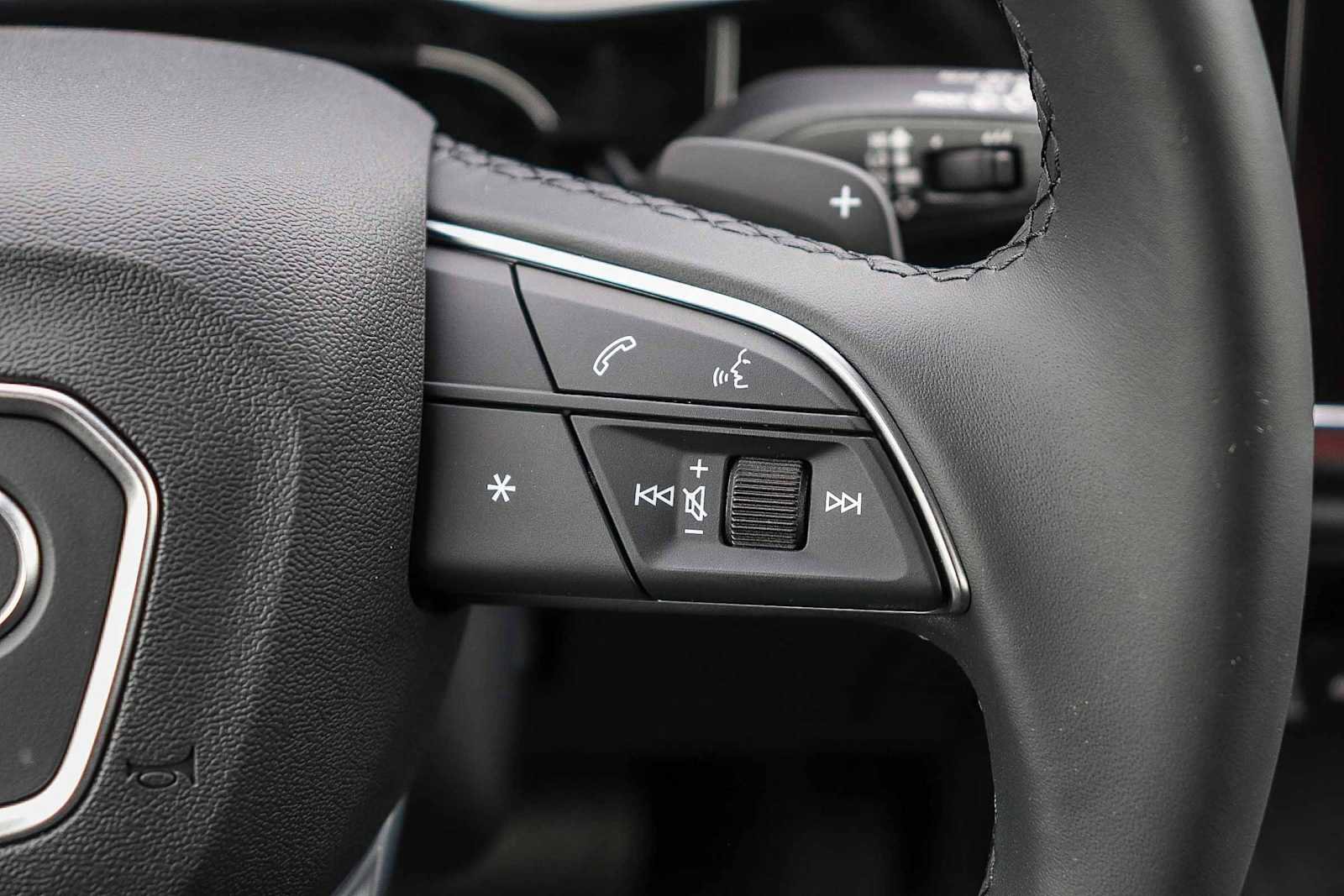 New 2025 Audi Q3 2.0T Premium image 19