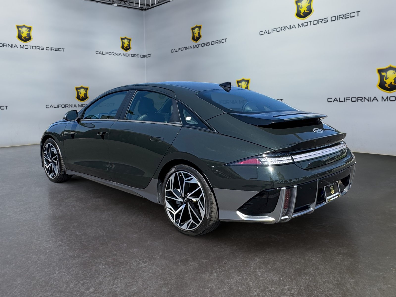 Used 2023 Hyundai Ioniq 6 SEL w/ Cargo Package RWD image 3