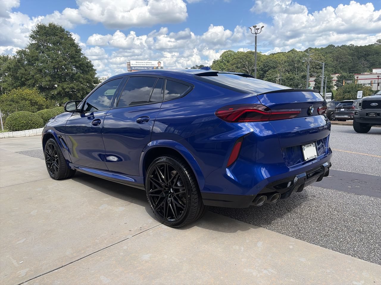 Used 2027 BMW X6 M Competition w/ Executive Package AWD/4WD image 6