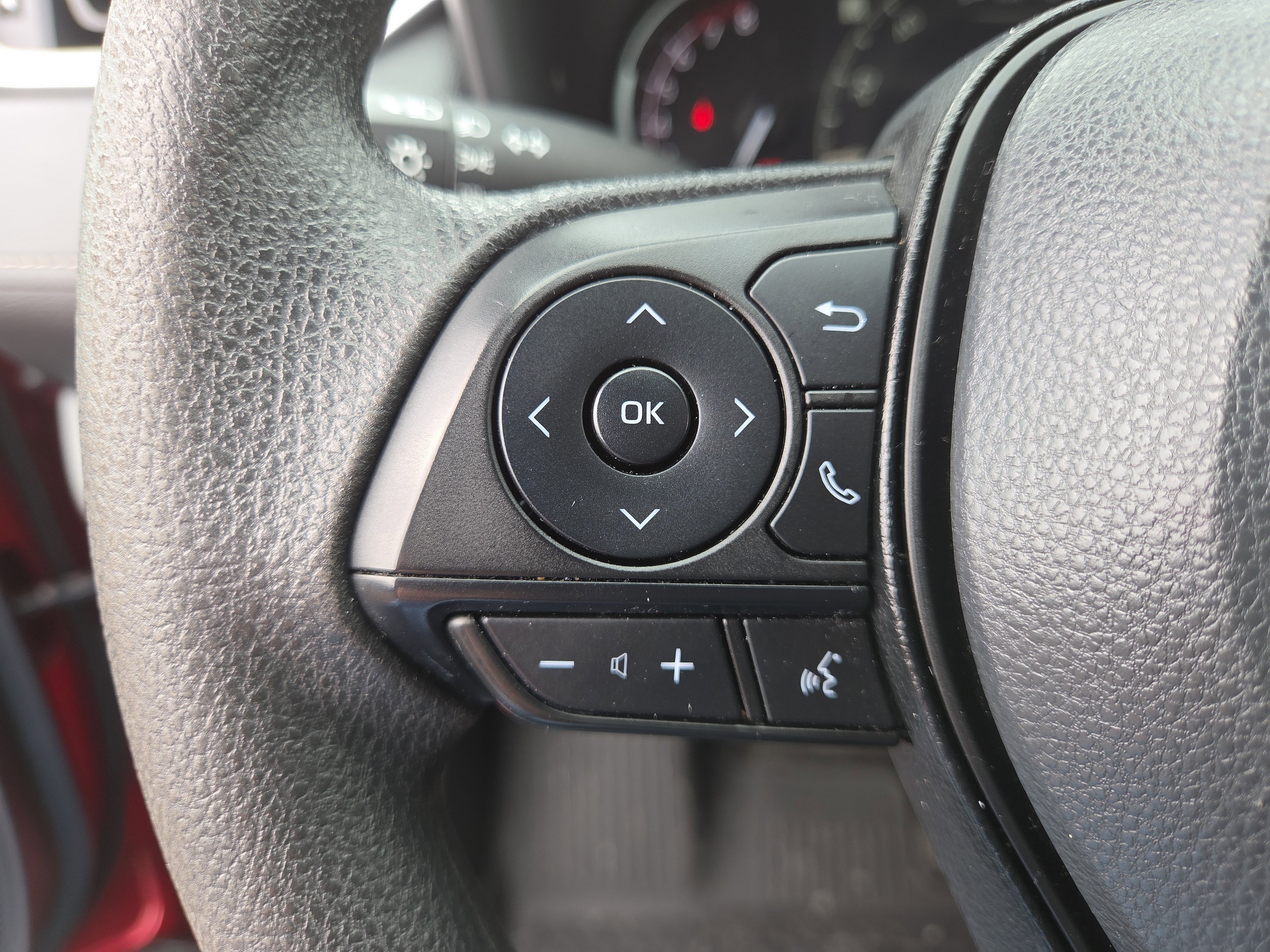 Certified 2024 Toyota RAV4 LE image 27