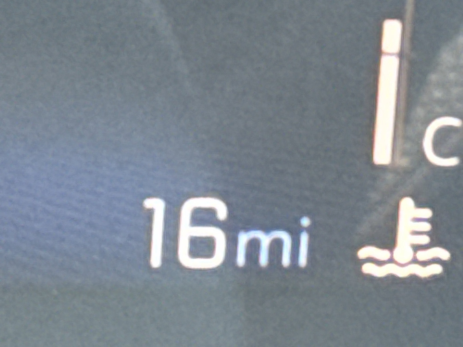 New 2026 Chevrolet Trax LT w/ LPO, Blackout Package FWD image 18