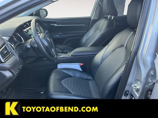 Used 2020 Toyota Camry SE image 9