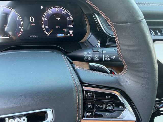 Used 2024 Jeep Grand Cherokee Summit image 18