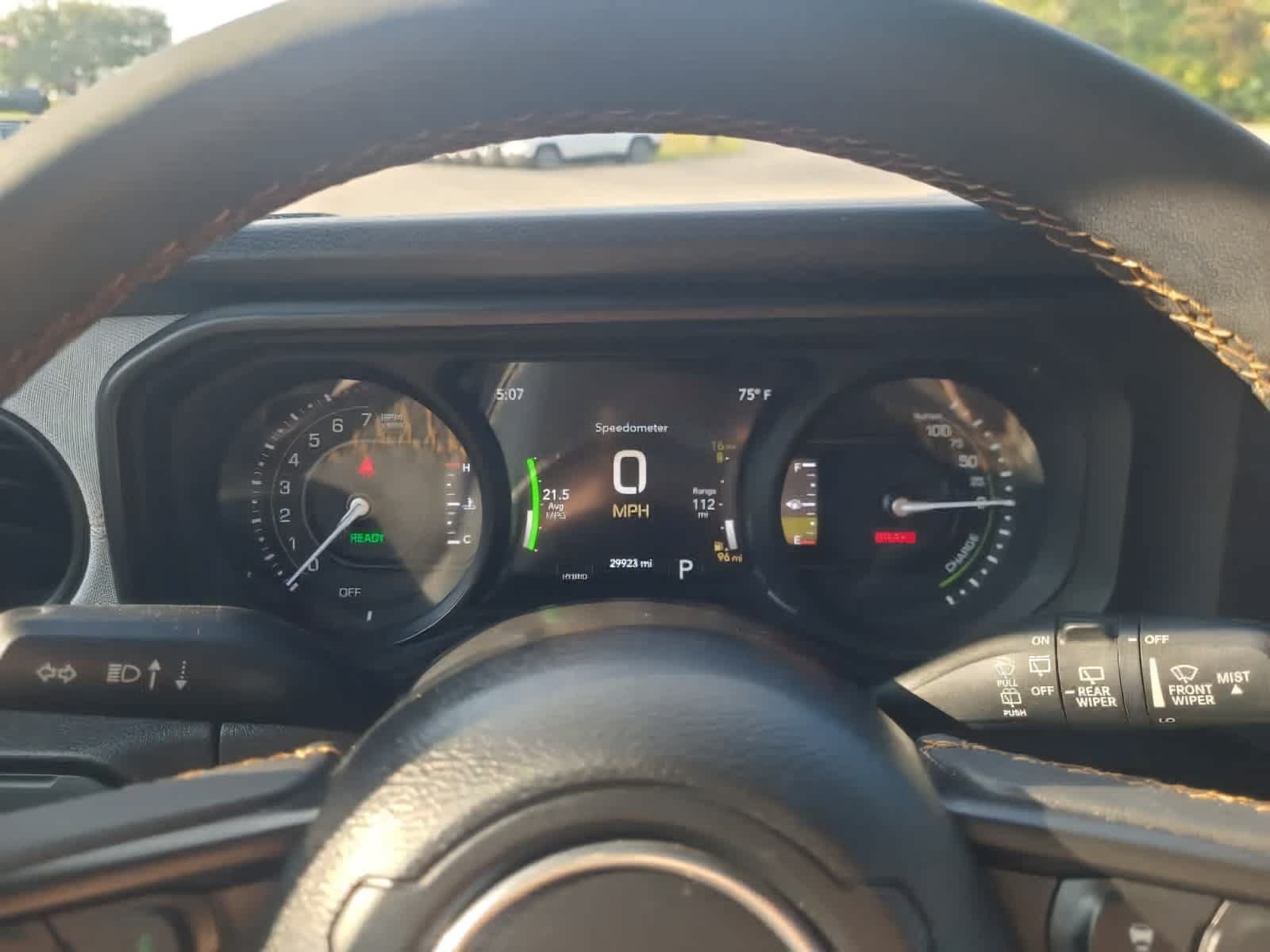 Used 2024 Jeep Wrangler Unlimited w/ Convenience Group AWD/4WD image 10