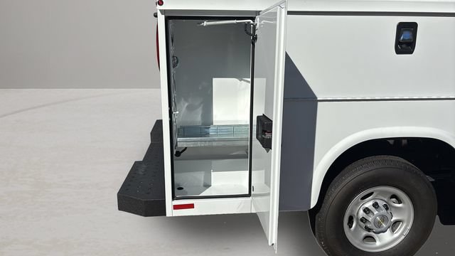 New 2025 Chevrolet Express 3500 w/ Power Convenience Package RWD image 25