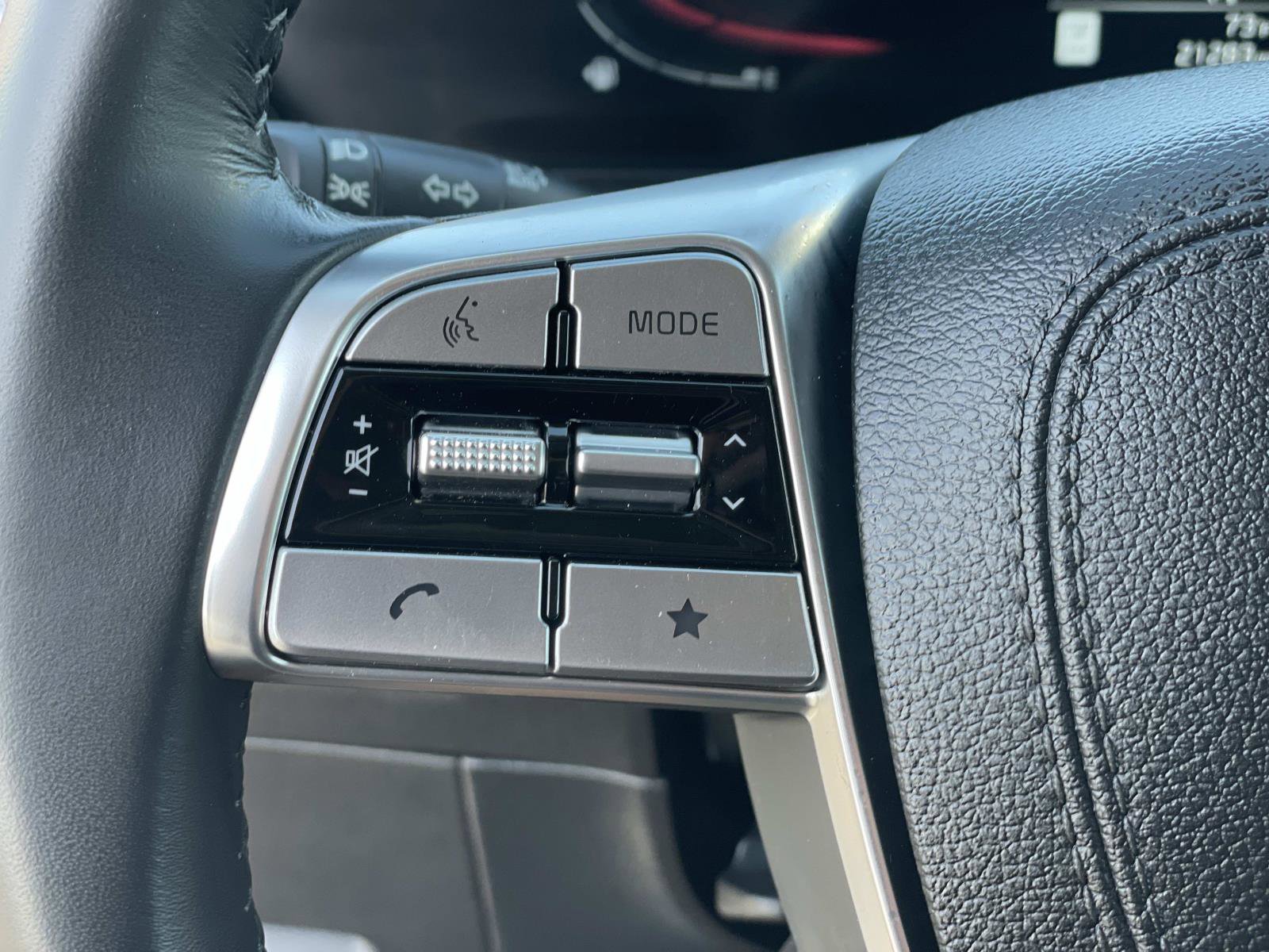 Used 2023 Kia Telluride S w/ S Sunroof Package image 8