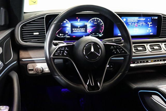 Used 2024 Mercedes-Benz GLE 450 4MATIC w/ AMG Line Exterior image 18