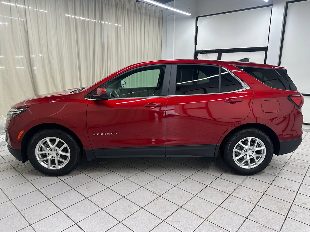 Certified 2024 Chevrolet Equinox LT w/ LPO, Floor Liner Package FWD image 10