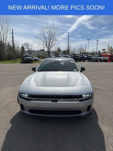 Used 2024 Dodge Charger Daytona Scat Pack w/ Plus Group AWD/4WD image 6