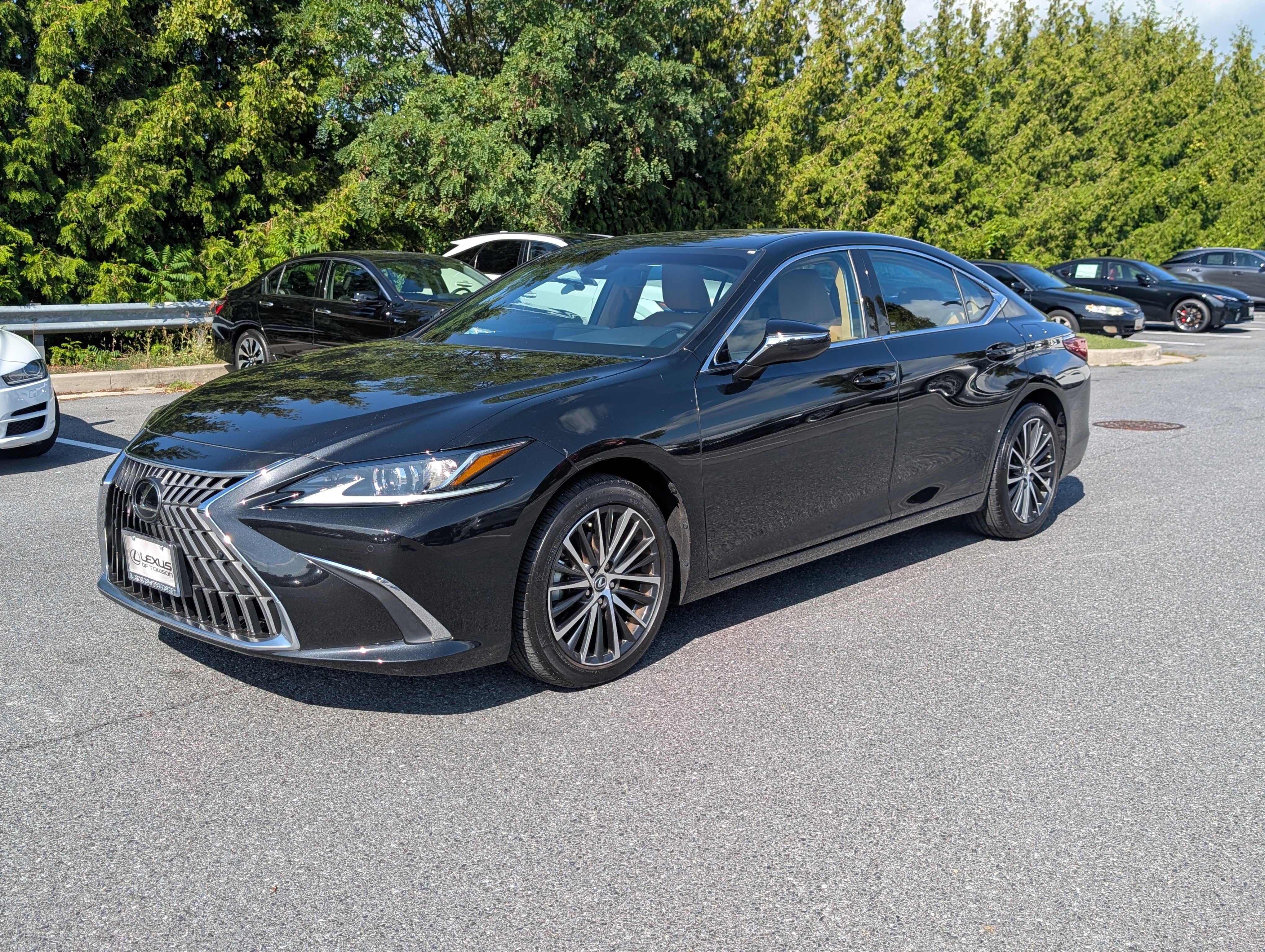 Certified 2024 Lexus ES 350 w/ Premium Package FWD image 7