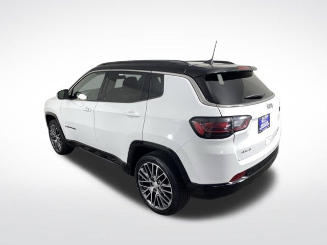 Used 2023 Jeep Compass Limited w/ Elite Group AWD/4WD image 10