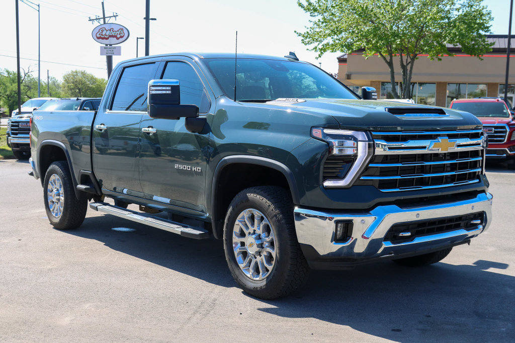 Used 2025 Chevrolet Silverado 2500 LTZ w/ LTZ Plus Package
