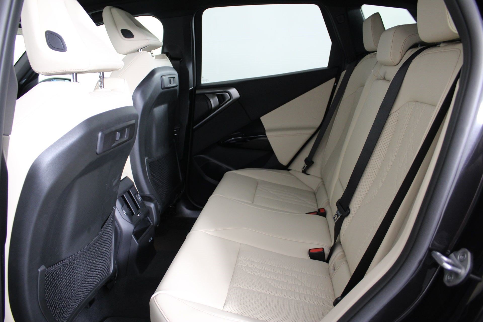 Used 2026 BMW X3 xDrive30i w/ M Sport Package AWD/4WD image 13