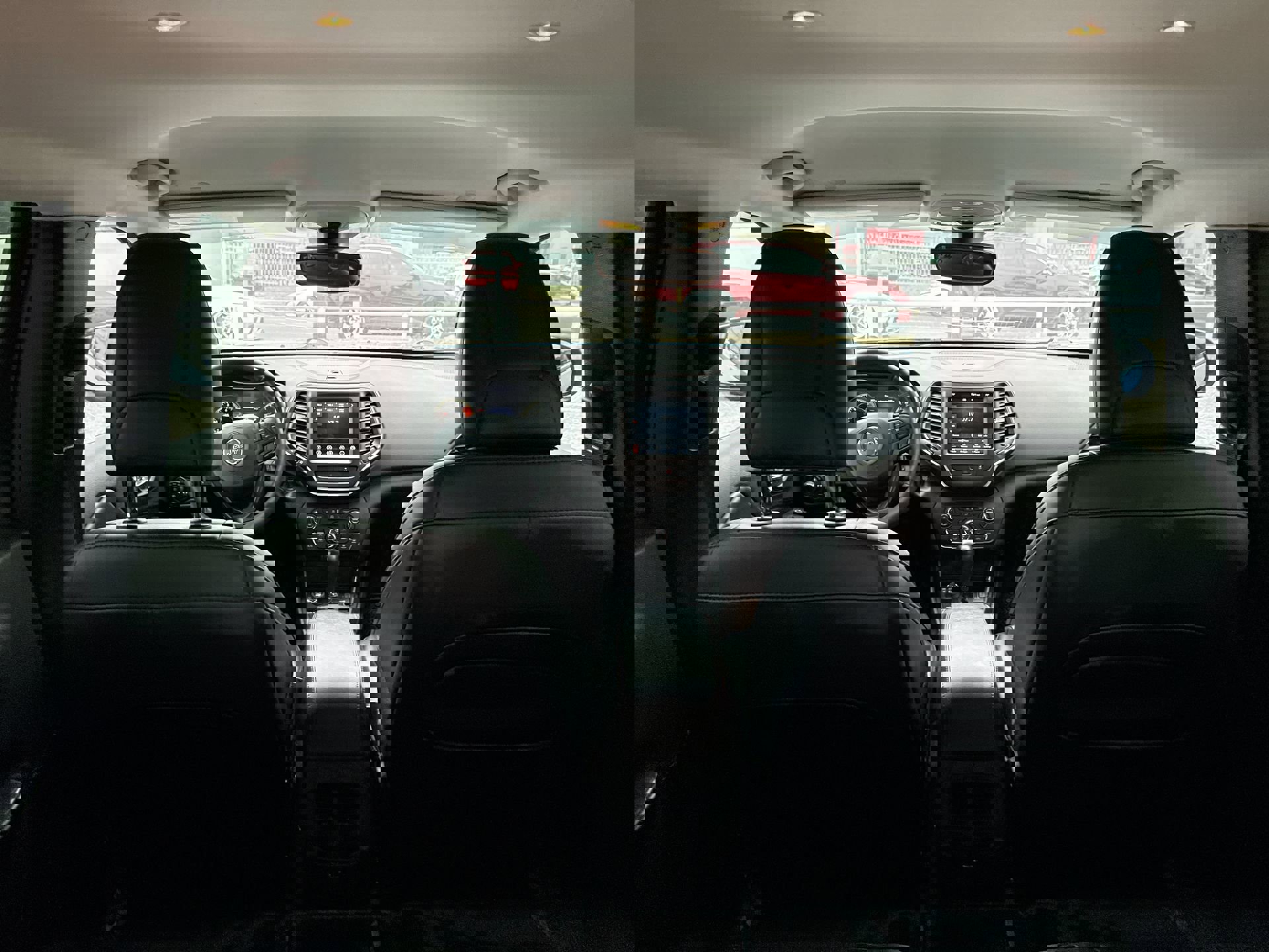 Used 2022 Jeep Cherokee Trailhawk image 22