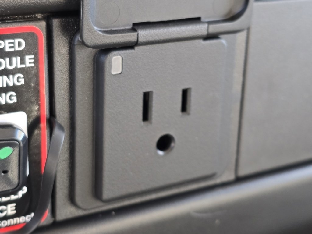 New 2026 Chevrolet Express 2500 Extended w/ Driver Convenience Package image 5