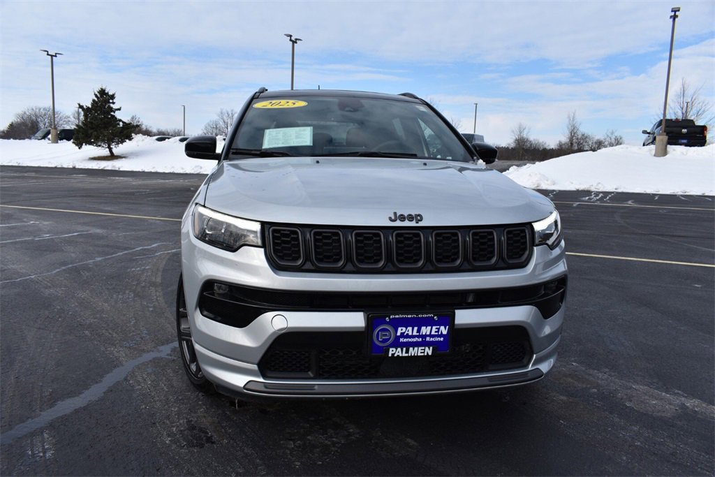 Used 2025 Jeep Compass Limited w/ High Altitude Package image 2