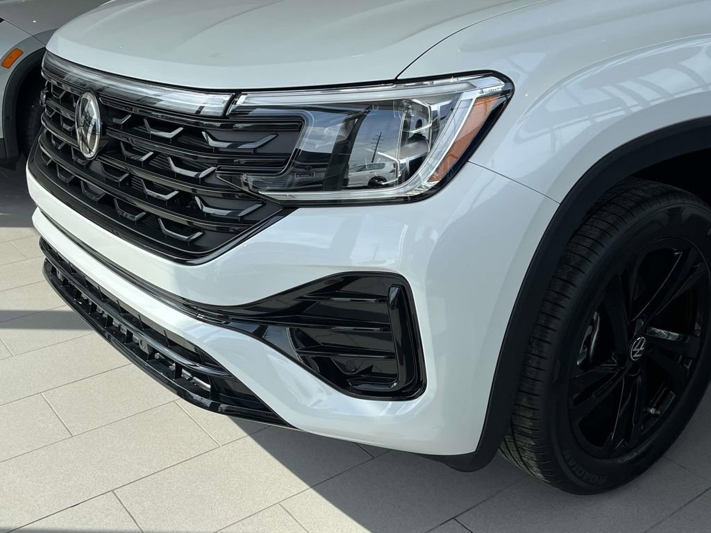 New 2026 Volkswagen Atlas Cross Sport SEL R-Line image 6