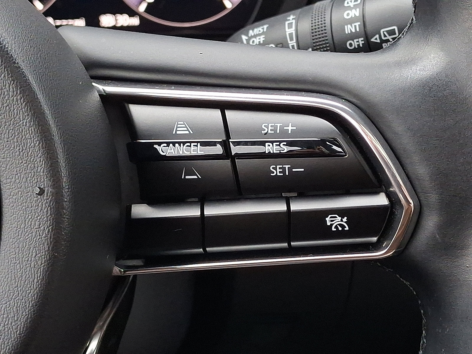 Certified 2024 MAZDA CX-90 Plug-In Hybrid w/ Premium Pkg image 27