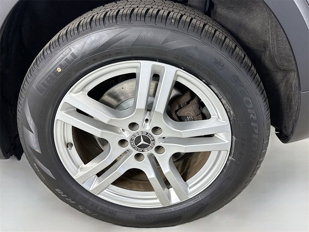 Used 2022 Mercedes-Benz GLB 250 GLB 250 image 32