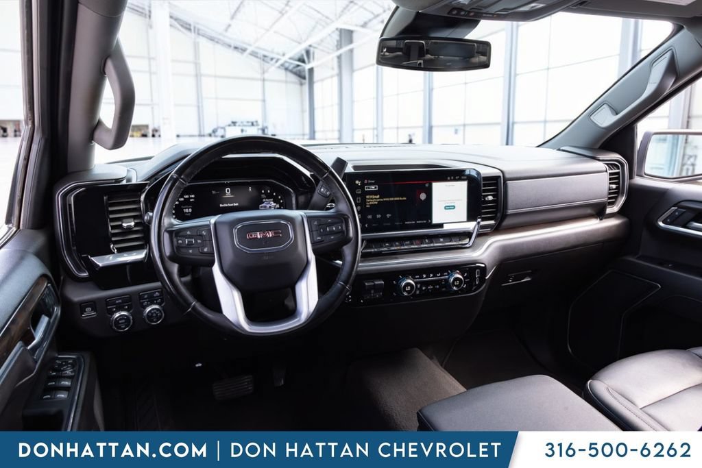 Used 2025 GMC Sierra 1500 SLT AWD/4WD image 14