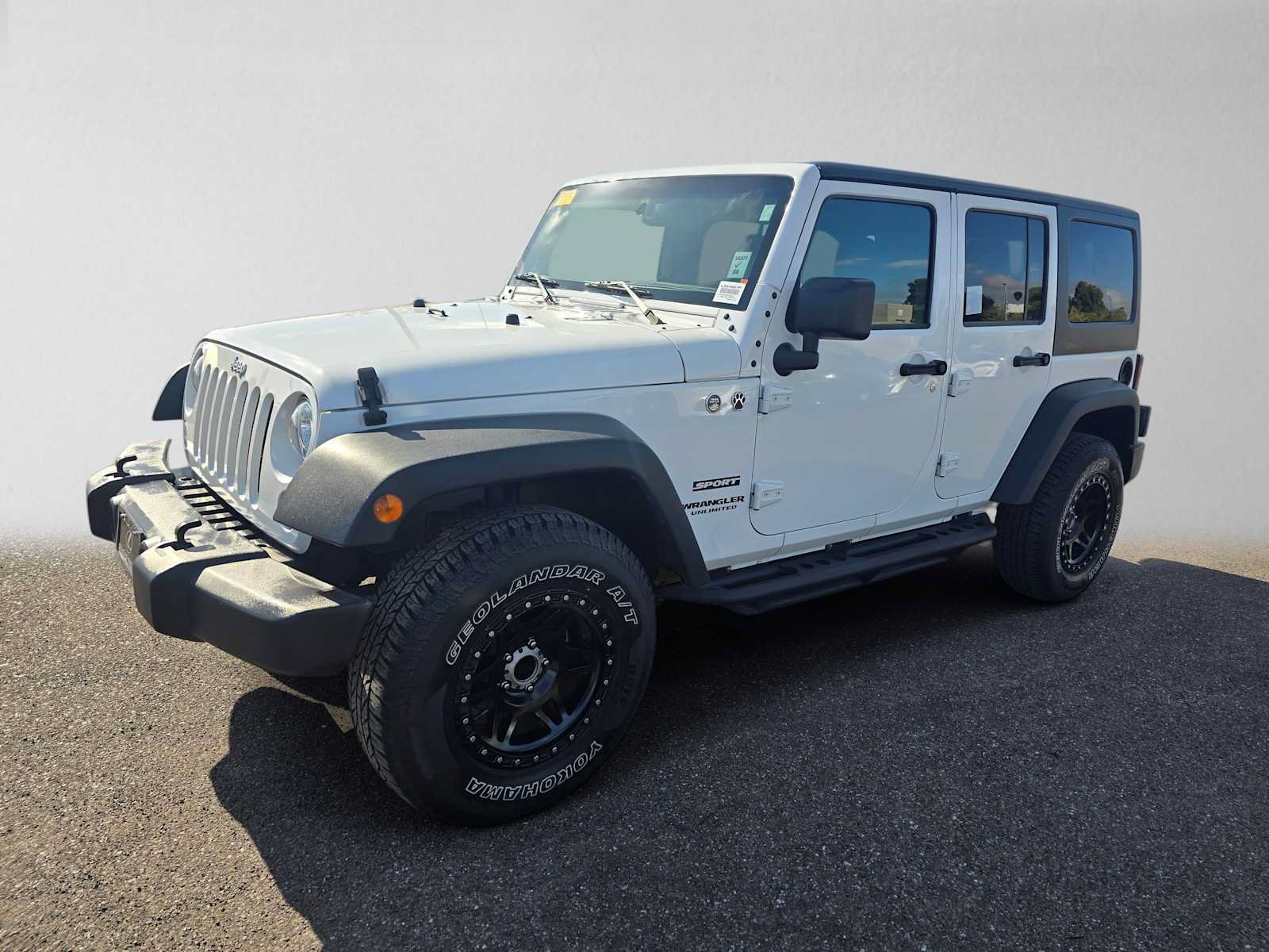 Used 2017 Jeep Wrangler Unlimited Sport w/ Quick Order Package 24S AWD/4WD image 7