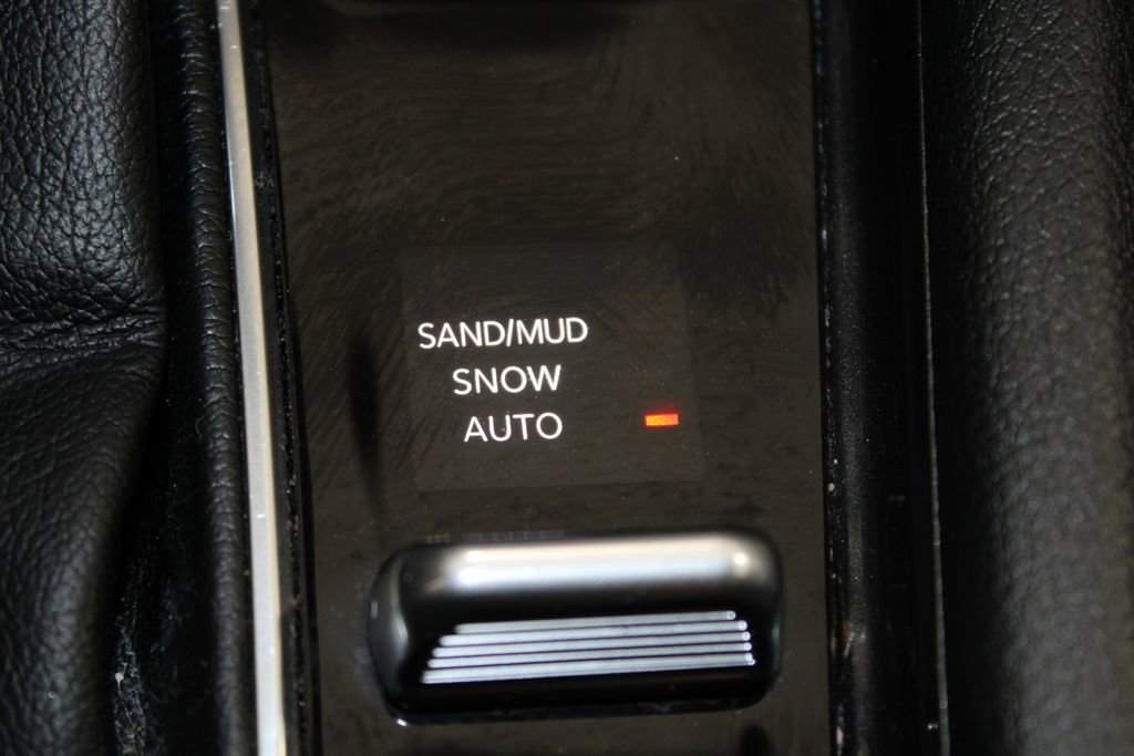 Used 2024 Jeep Compass Latitude image 43