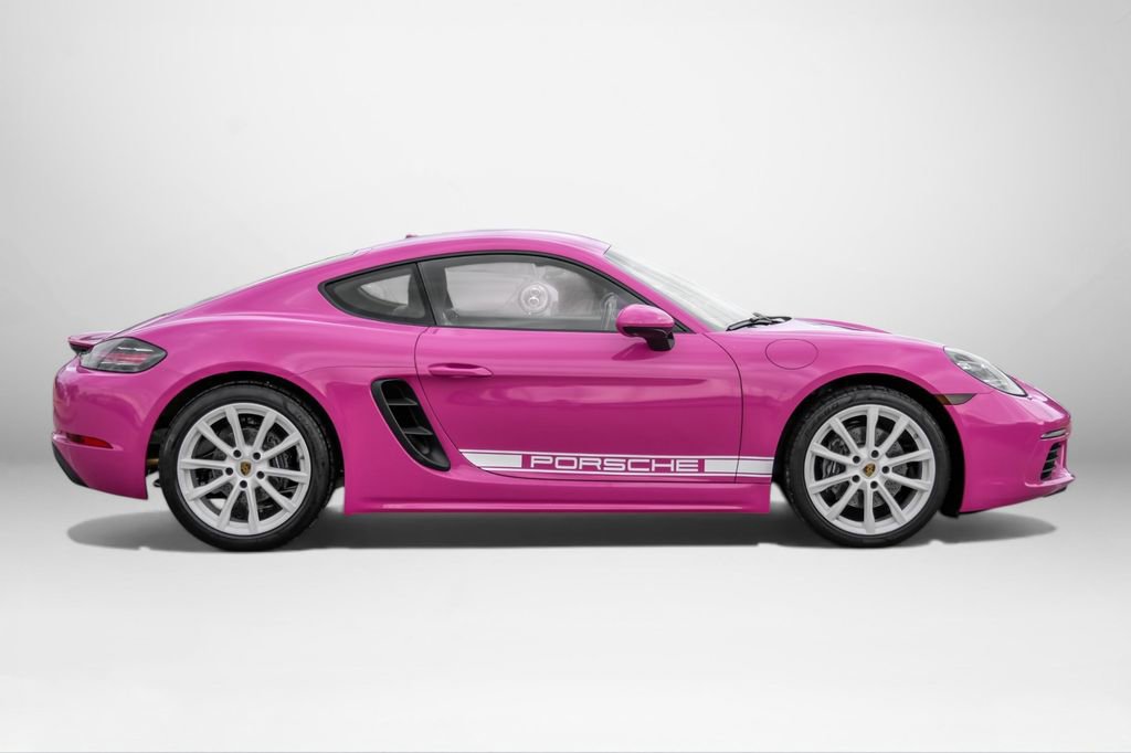 Used 2022 Porsche 718 Cayman RWD image 5