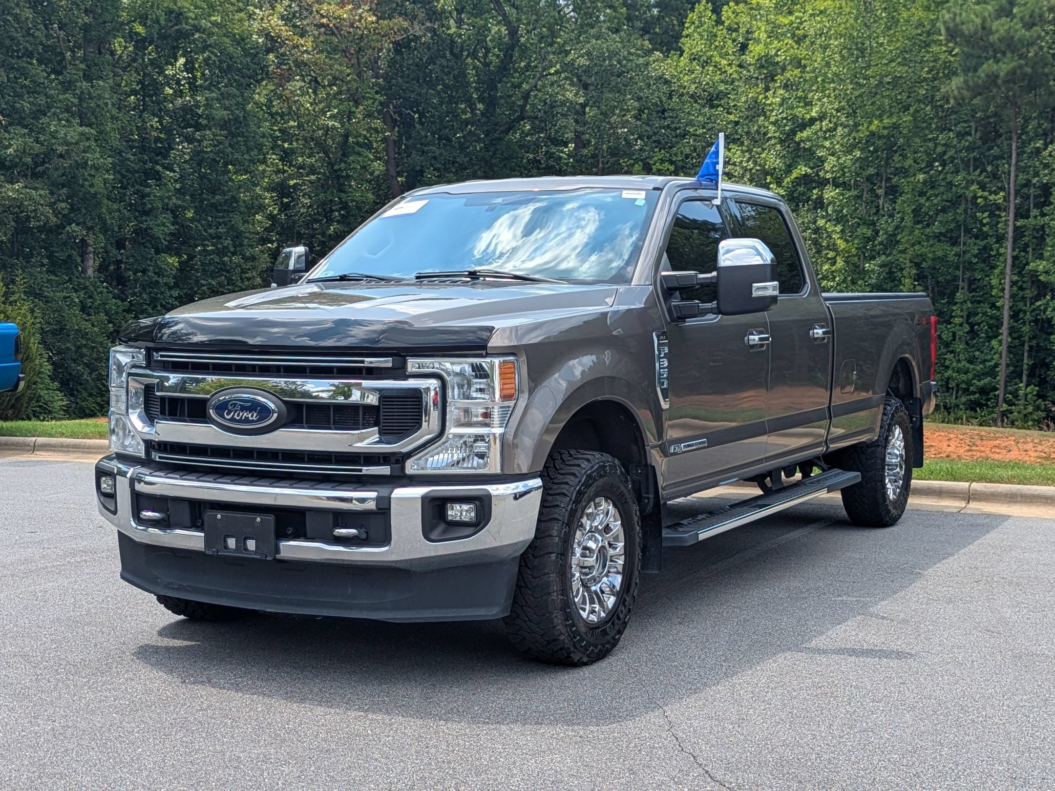 Certified 2020 Ford F350 XLT w/ XLT Premium Package AWD/4WD image 6