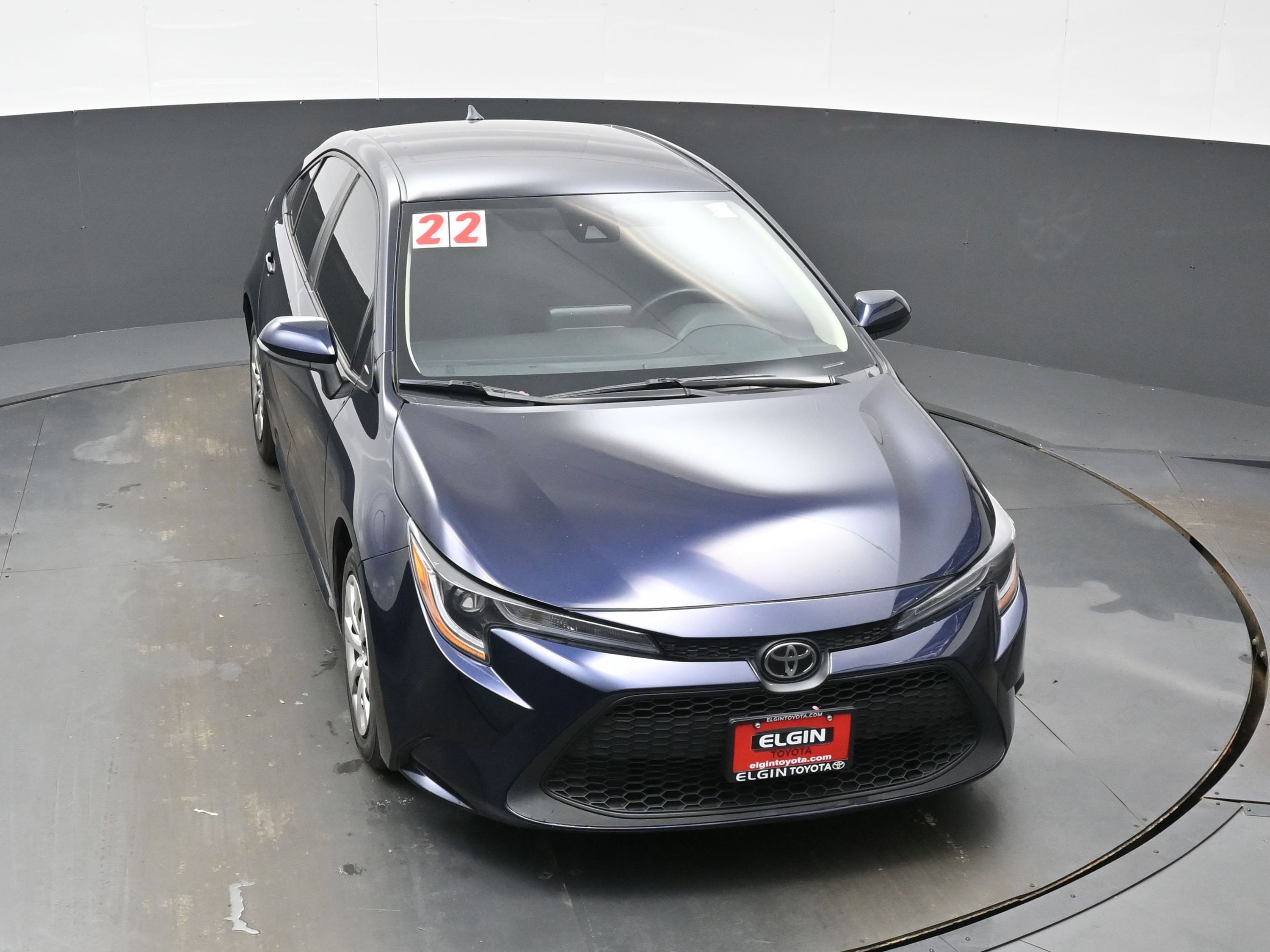 Used 2022 Toyota Corolla LE FWD image 32