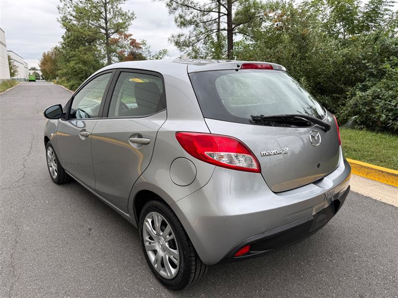 Used 2012 MAZDA MAZDA2 Sport FWD image 11