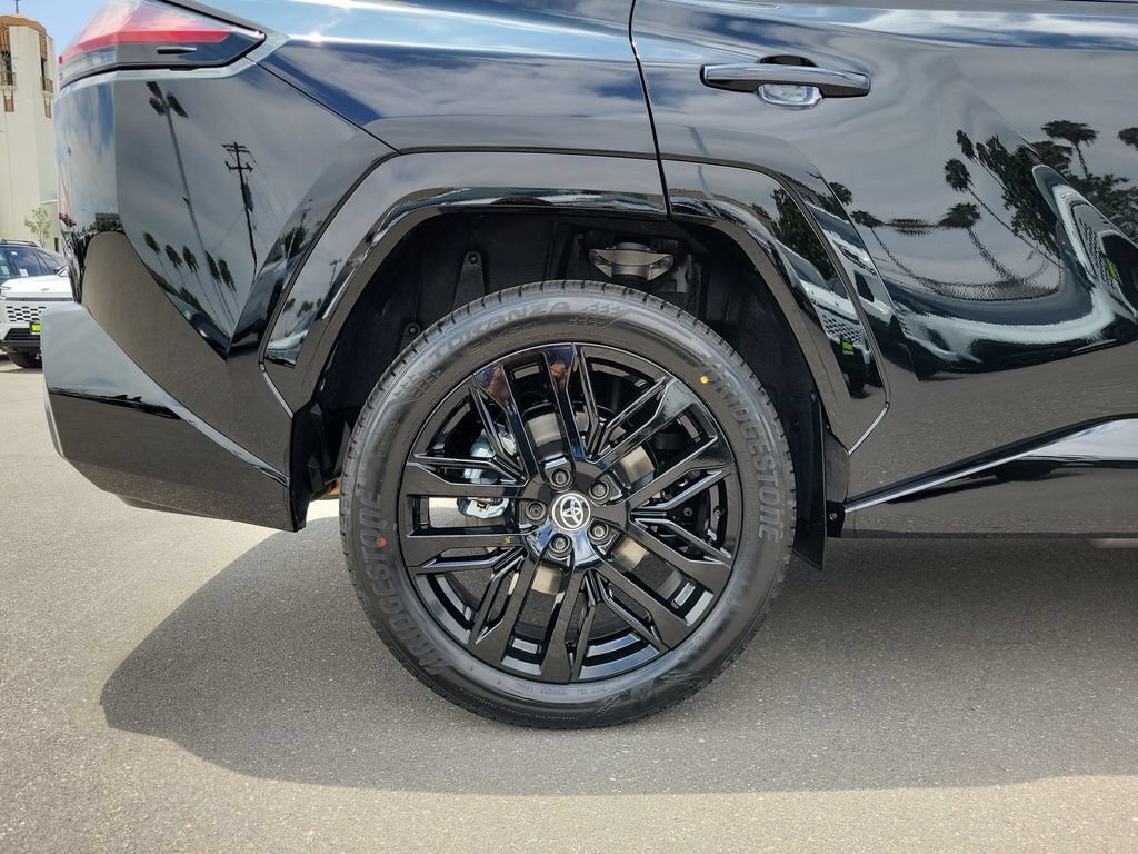 New 2026 Toyota RAV4 XSE AWD/4WD image 5