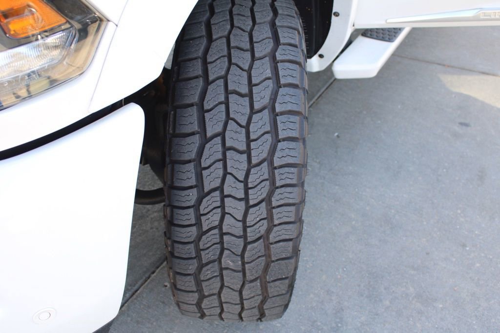 Used 2018 RAM 2500 Limited image 13