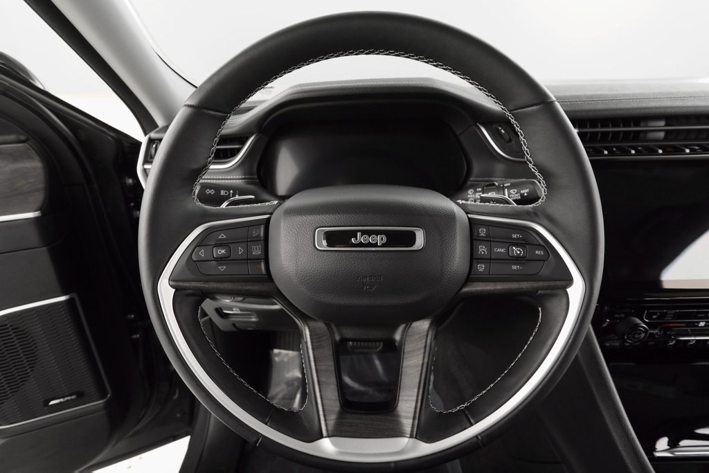 Certified 2022 Jeep Grand Cherokee Limited image 25