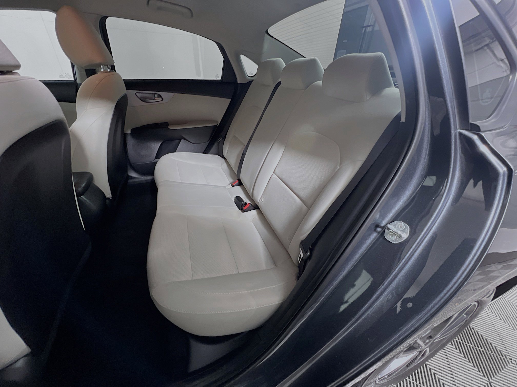 Used 2022 Kia Forte LXS w/ LXS Technology Package image 27