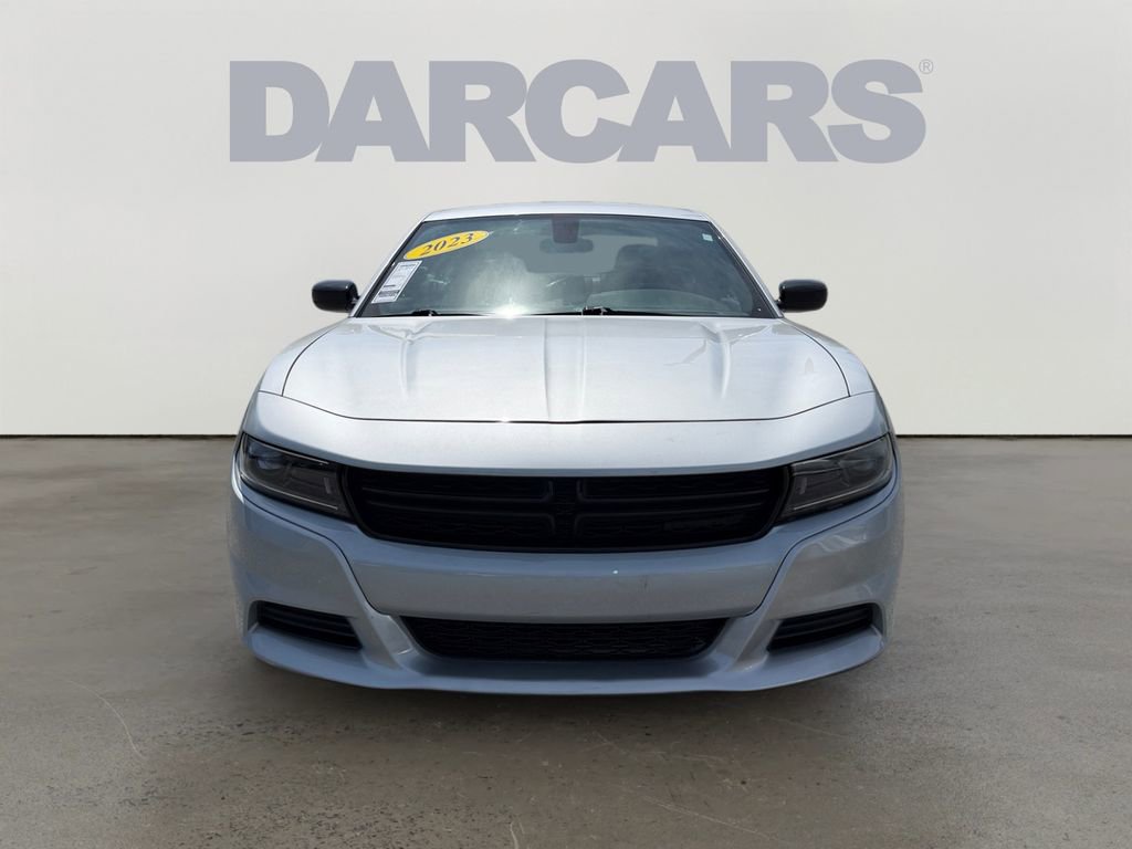 Used 2023 Dodge Charger SXT RWD image 2