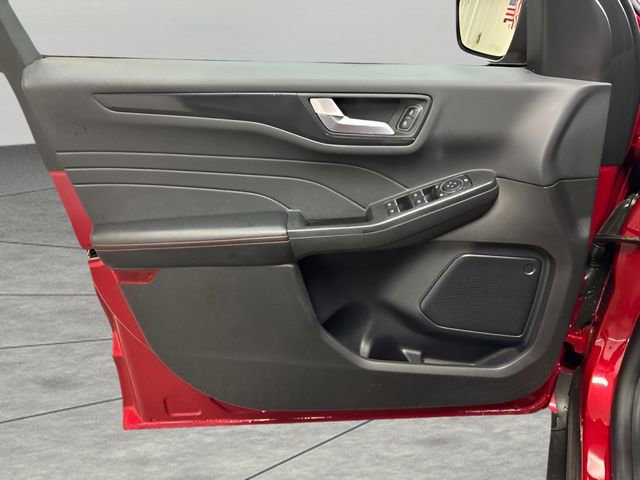 Used 2024 Ford Escape ST-Line image 10