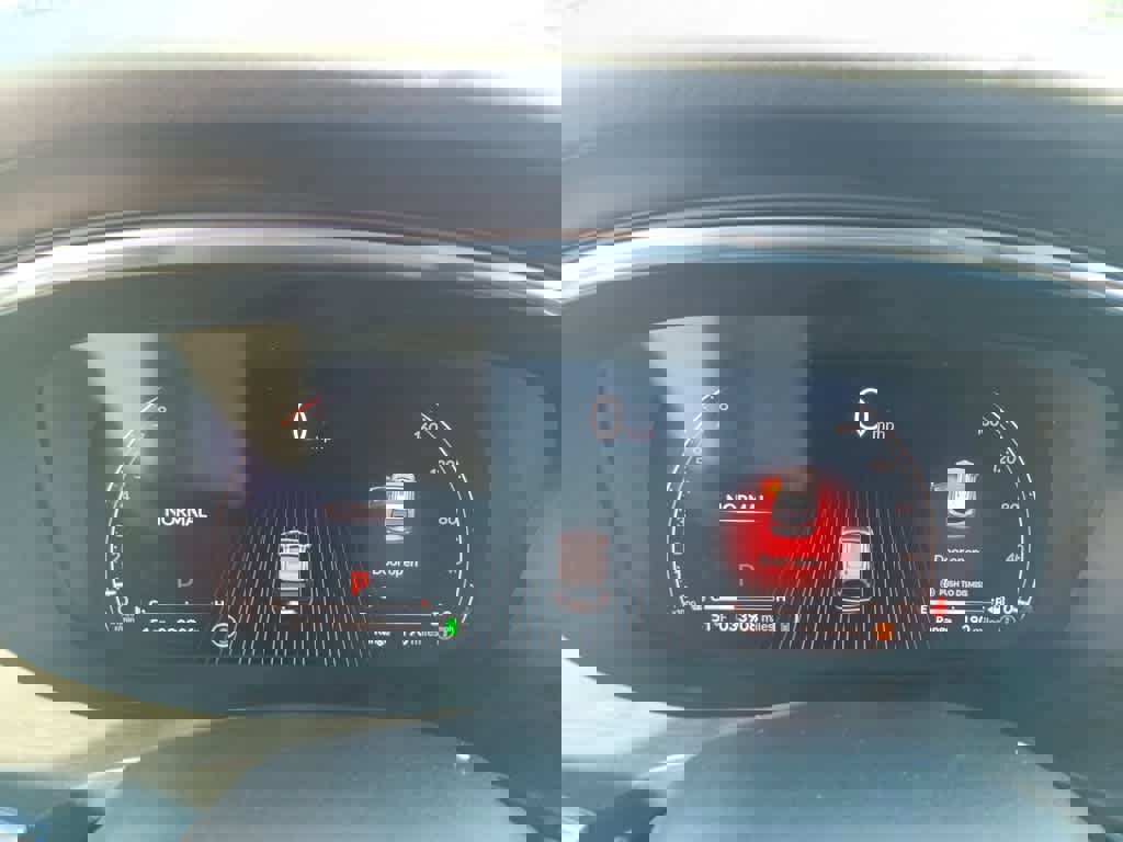 Used 2023 Acura MDX SH-AWD w/ Technology Package image 9