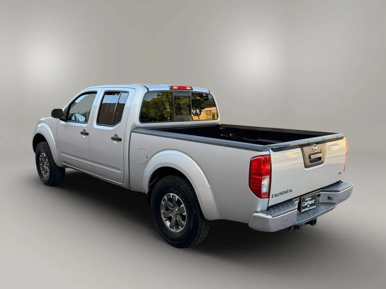Used 2016 Nissan Frontier SV RWD image 12