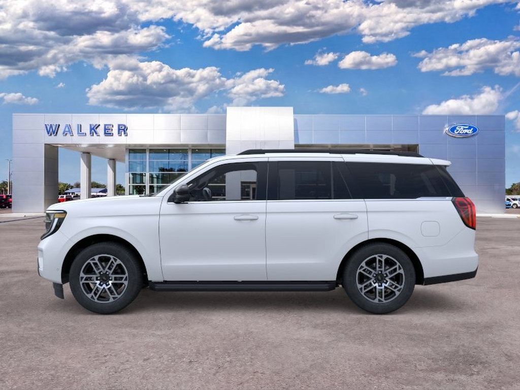 New 2026 Ford Expedition Active RWD image 3
