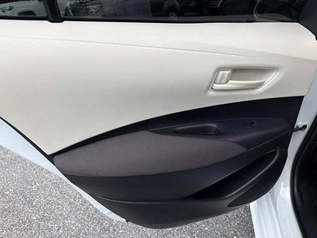 Certified 2025 Toyota Corolla LE image 12