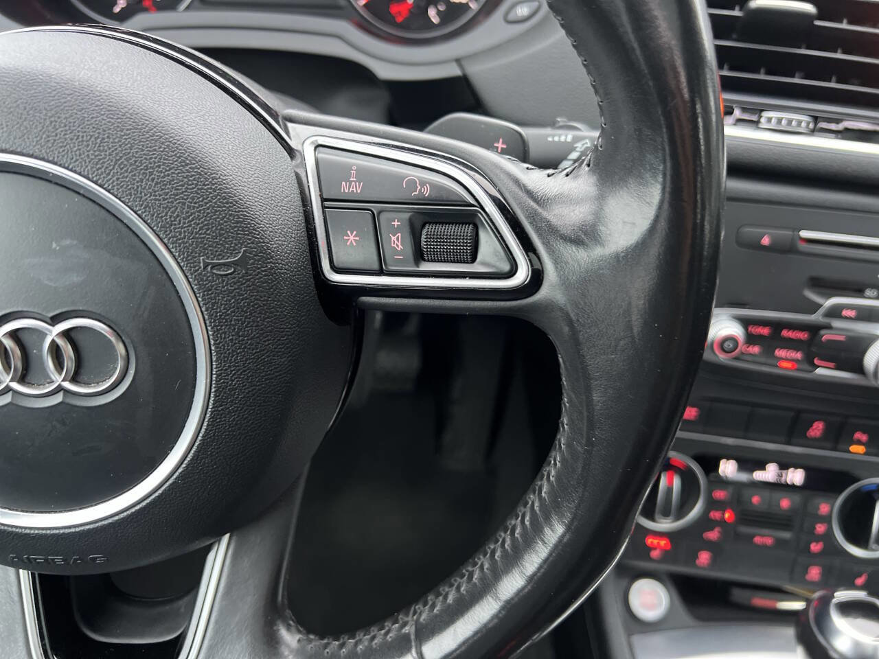 Used 2016 Audi Q3 2.0T Premium Plus w/ Sport Package image 22