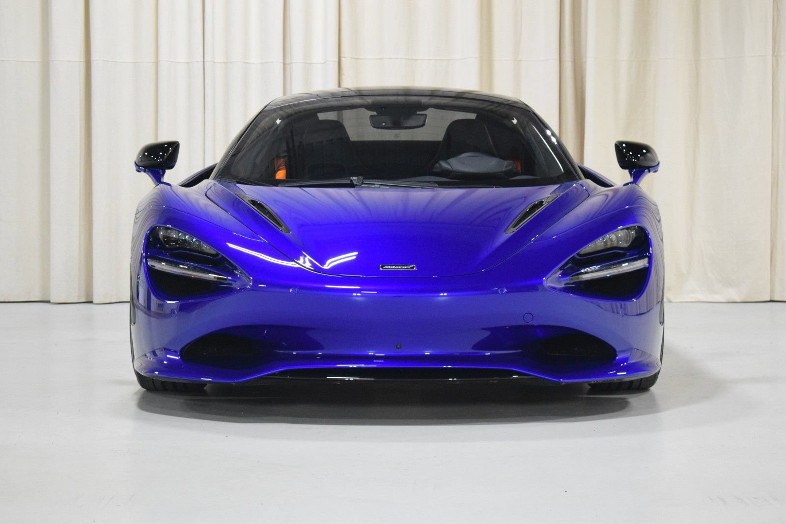 Used 2024 McLaren 750S Spider RWD image 10