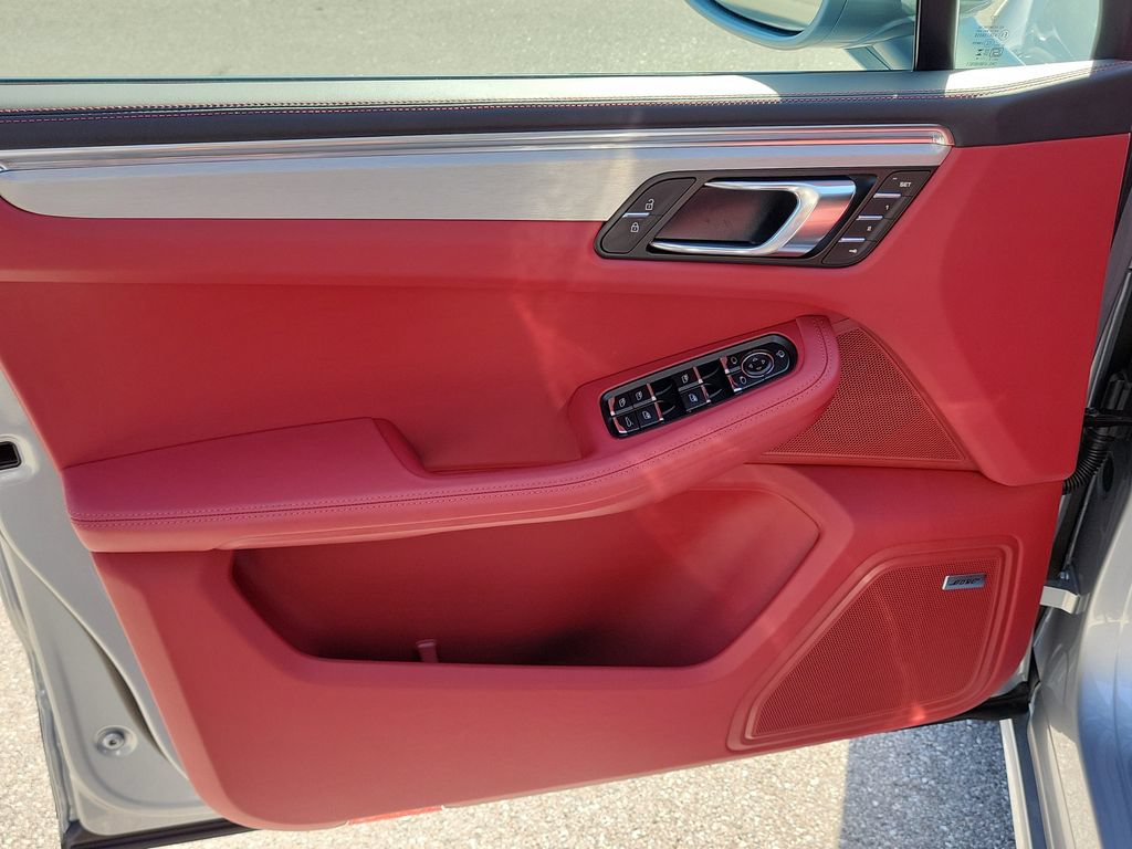 New 2026 Porsche Macan S AWD/4WD image 24