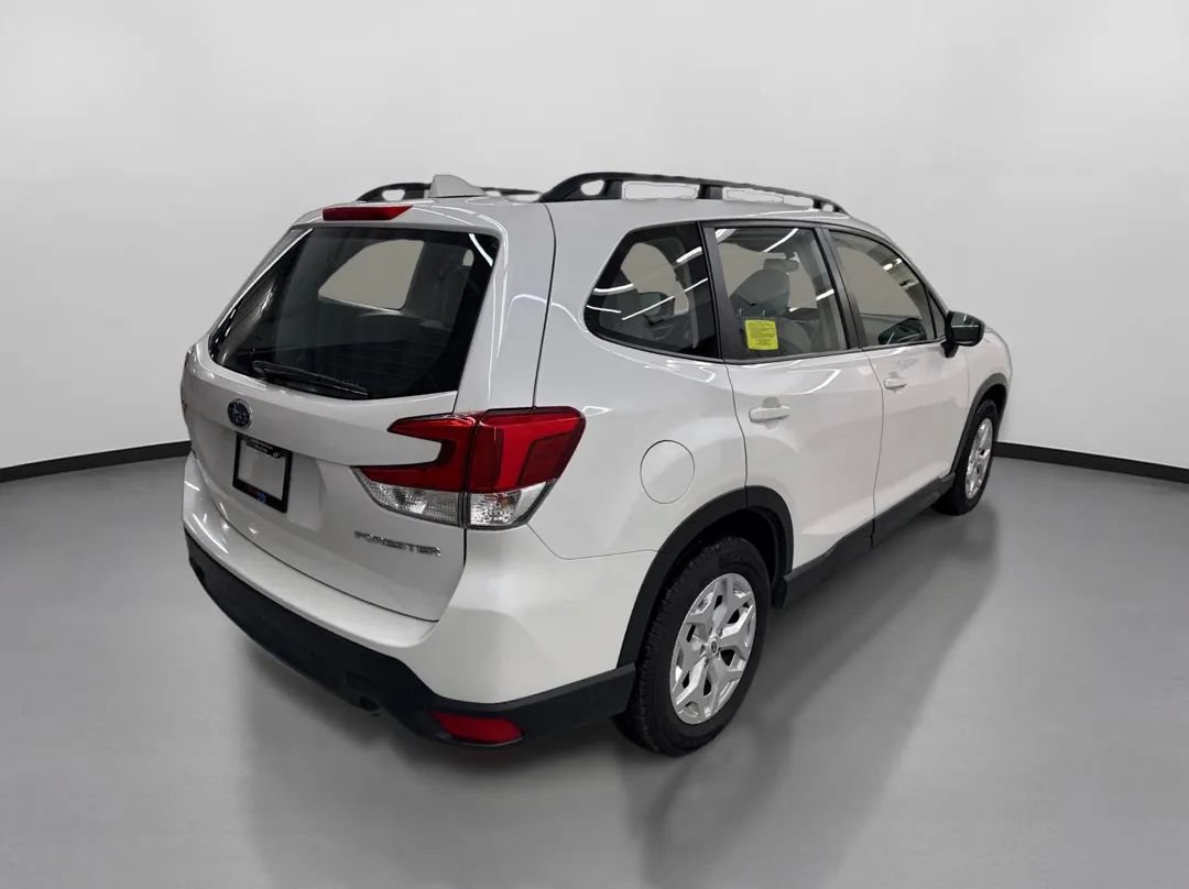 Used 2023 Subaru Forester AWD/4WD image 10