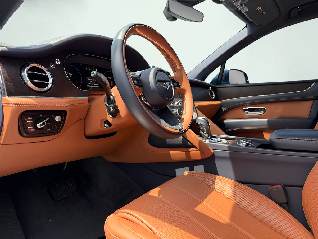 Used 2023 Bentley Bentayga AWD/4WD image 63