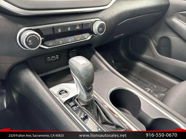 Used 2022 Nissan Altima 2.5 SV FWD image 18