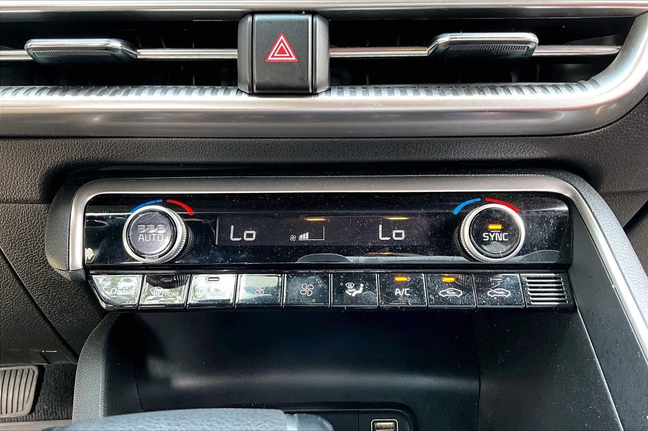 Used 2024 Kia K5 GT-Line w/ GT-Line Premium Package image 24