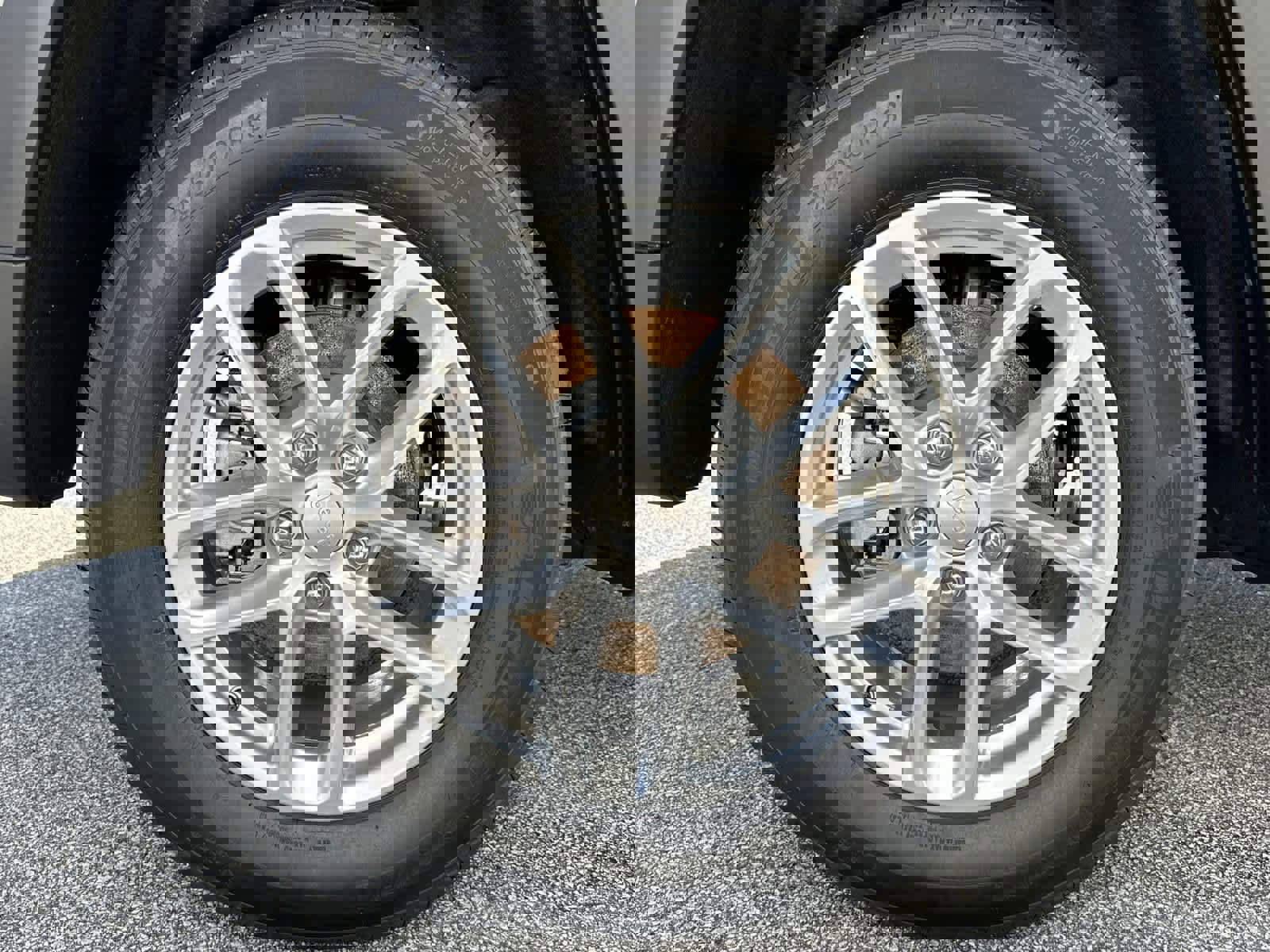 New 2025 Jeep Grand Cherokee Laredo X w/ Trailer Tow Package image 17