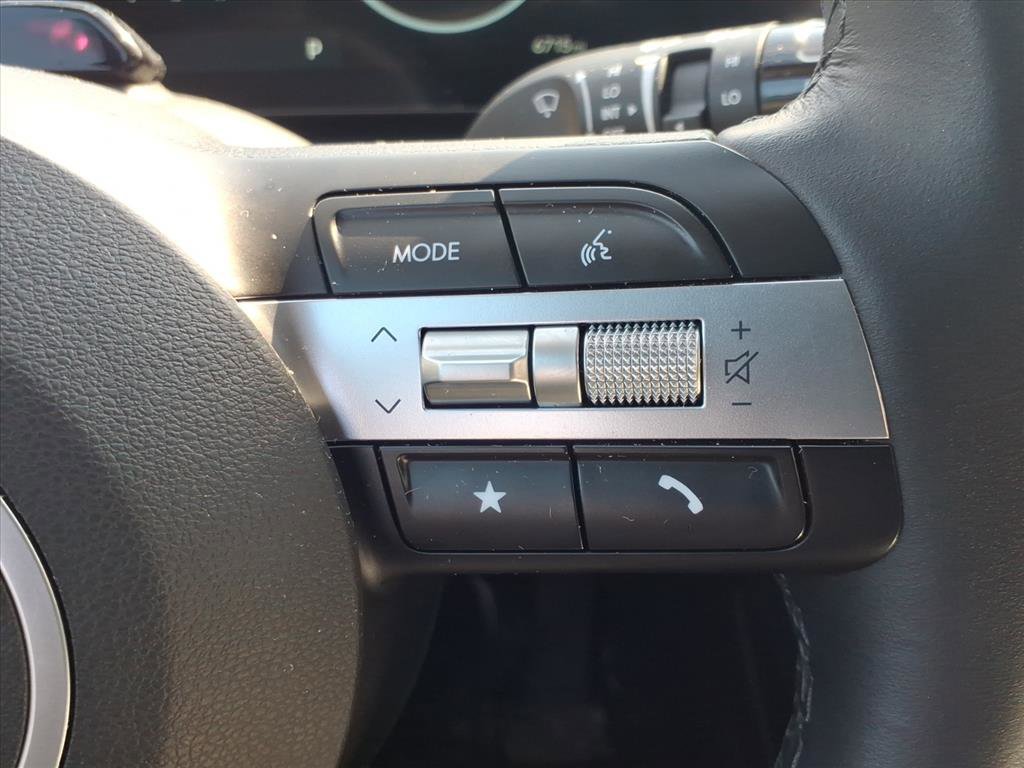 Certified 2025 Hyundai Tucson SEL AWD/4WD image 25