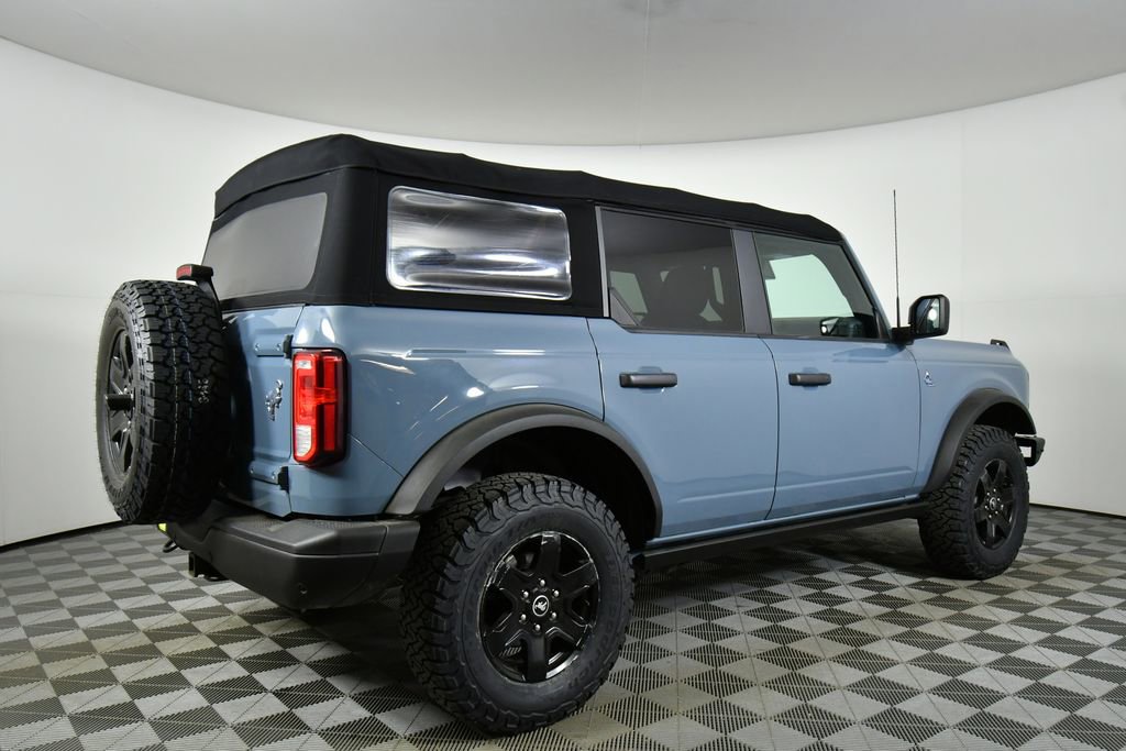 Used 2022 Ford Bronco Black Diamond image 10